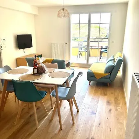 La Plagerie Front De *